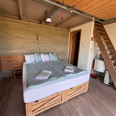 Gæstehus Csernus Doki Bor-grillterasza Es Bungalloi Eger