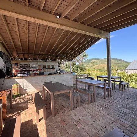 Csernus Doki Bor-grillterasza Es Bungalloi 4*