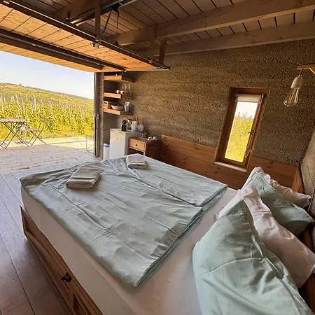 Csernus Doki Bor-grillterasza Es Bungalloi Gæstehus 4*