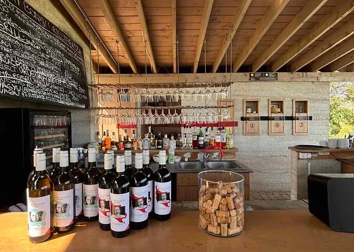 Guest house Csernus Doki Bor-Grillterasza Es Bungalloi