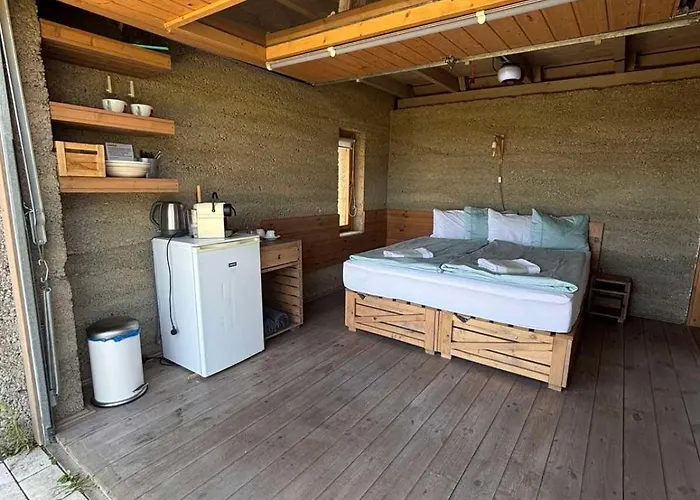 Guest house Csernus Doki Bor-Grillterasza Es Bungalloi Eger